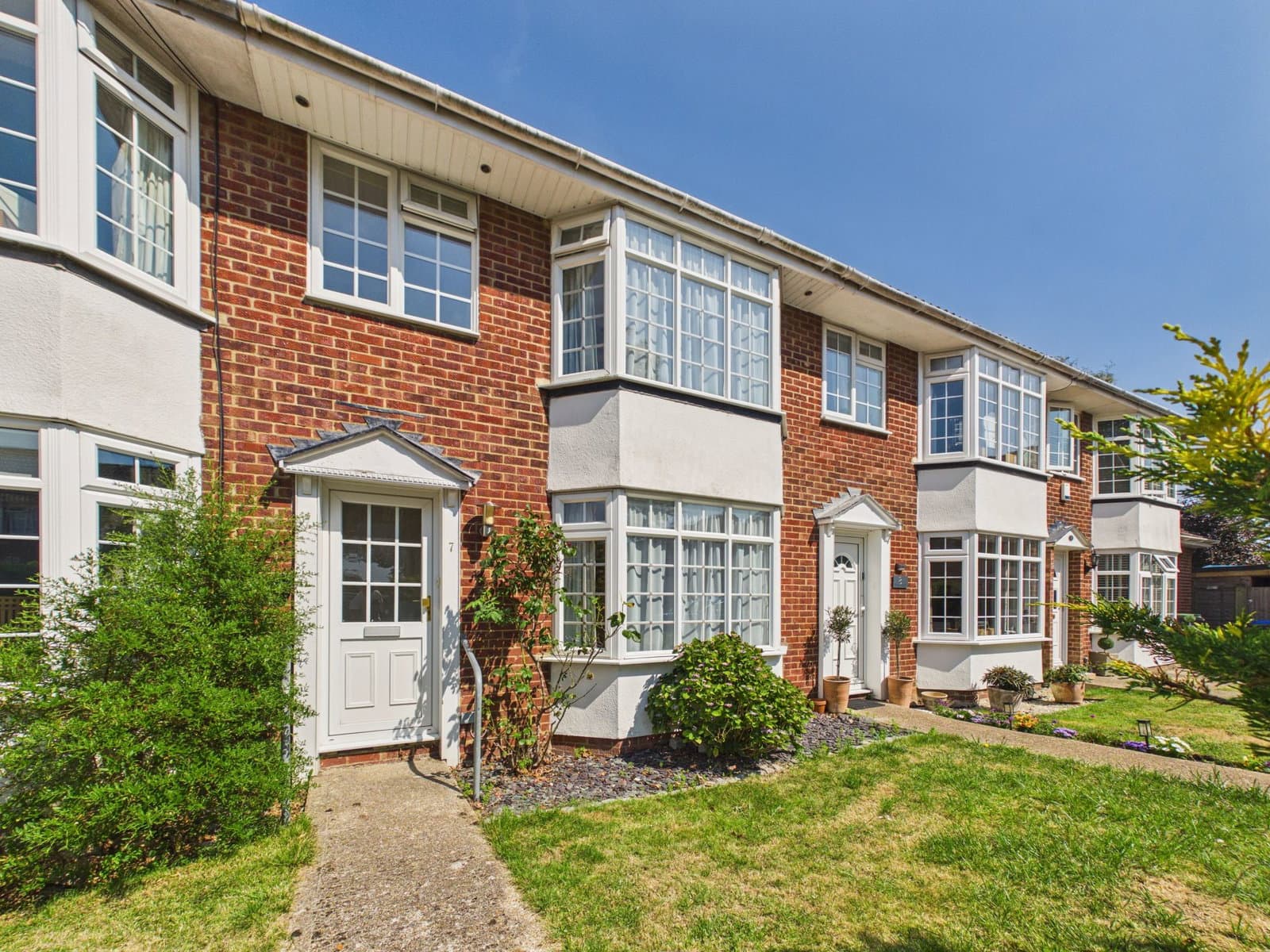 7 Brierley Gardens, Lancing, BN15 9EF