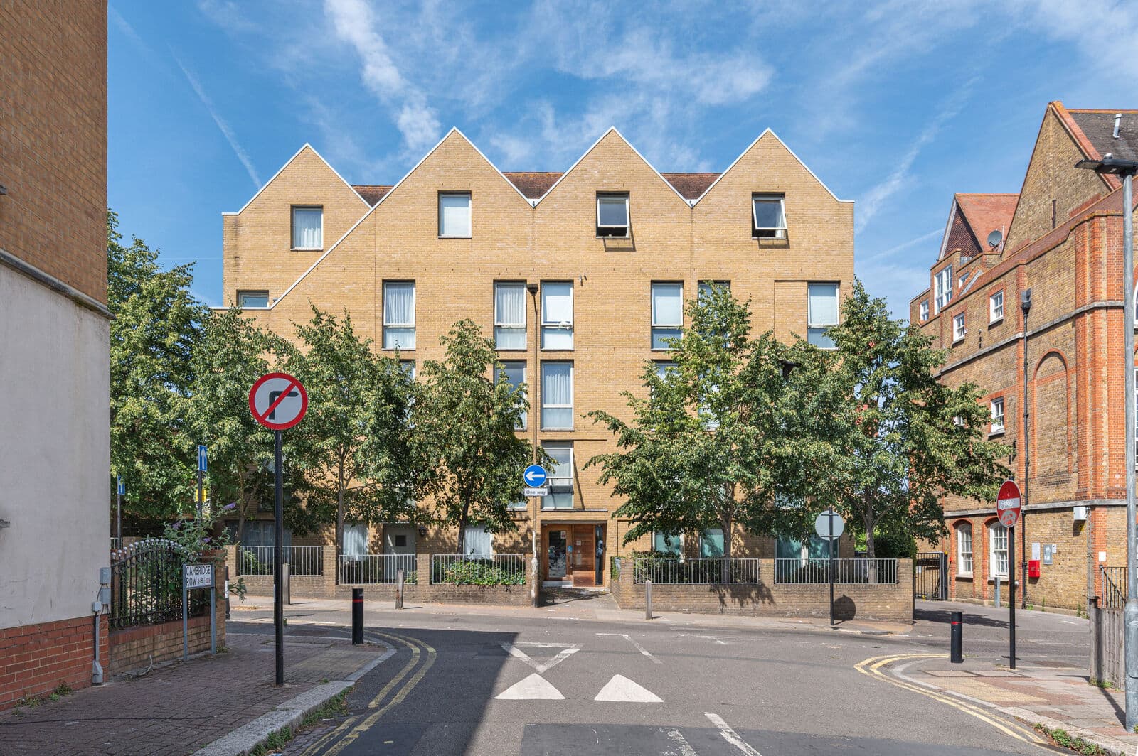 Flat 2, Schoolhouse Yard, Bloomfield Road, London, SE18 7JD