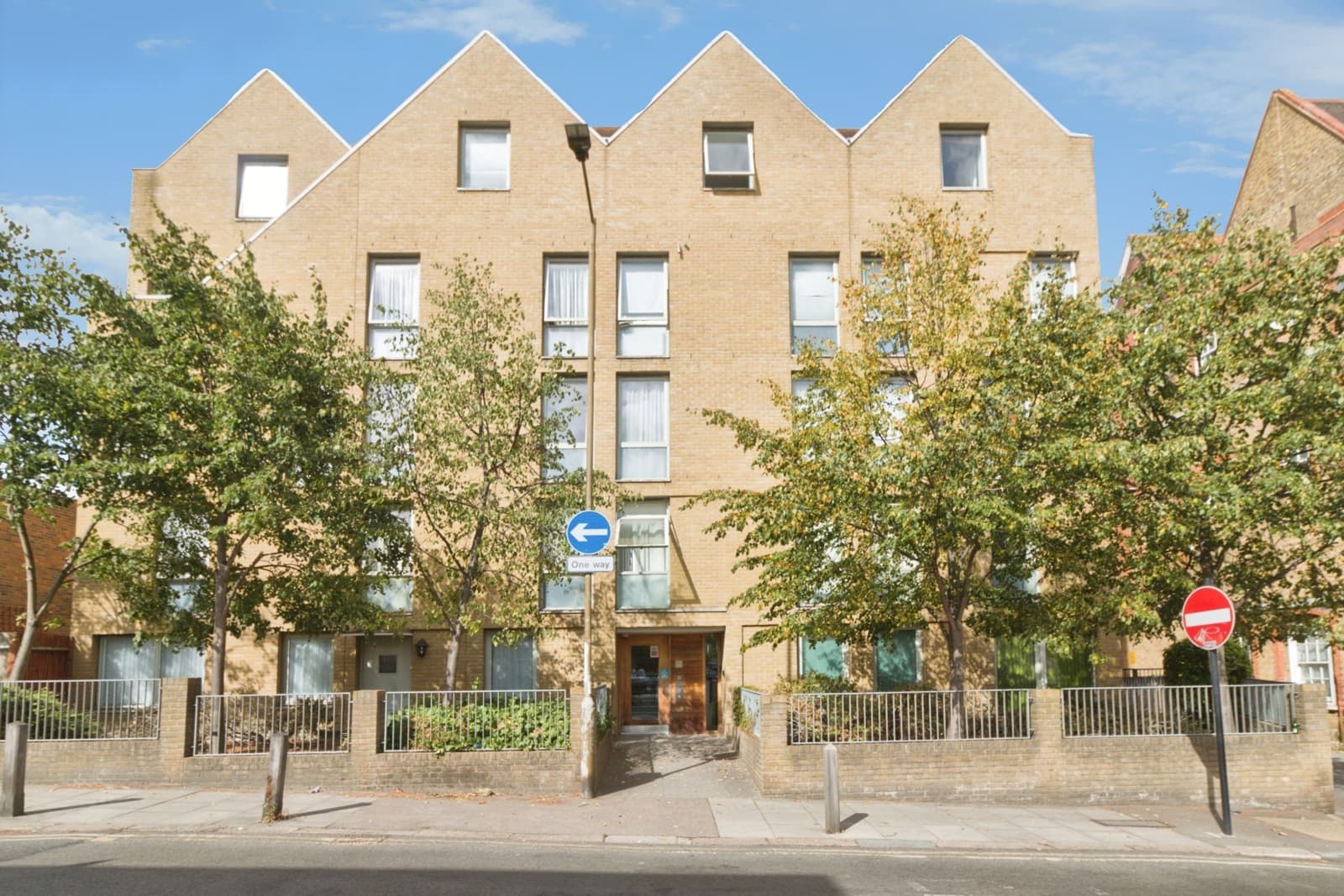 Flat 83, Schoolhouse Yard, Bloomfield Road, London, SE18 7JD
