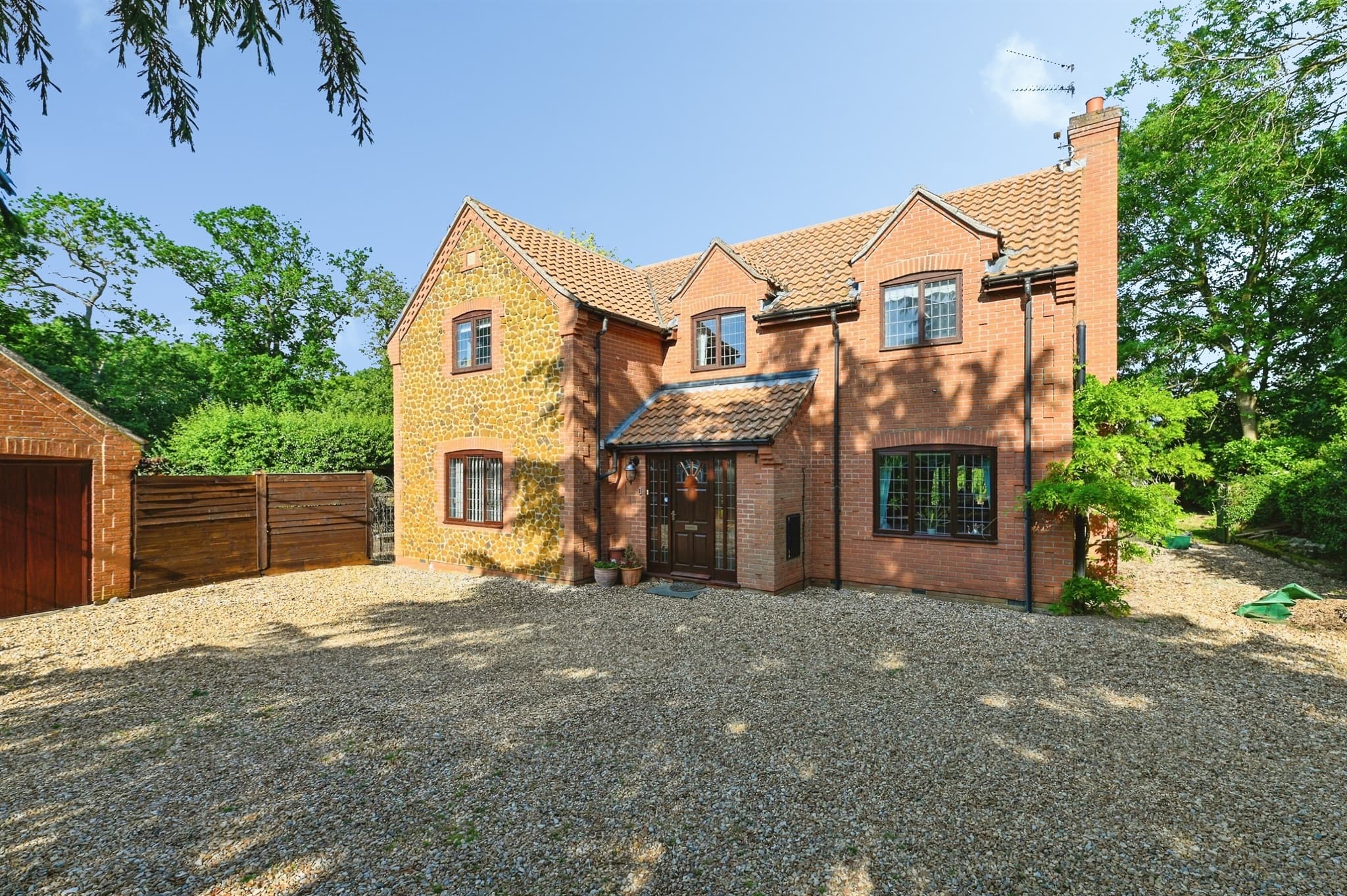 Eyndelingen, Station Road, Hillington, King's Lynn, PE31 6DE