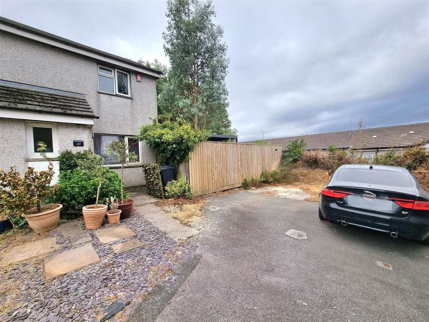 27 Cedar Close, Callington, PL17 7HG