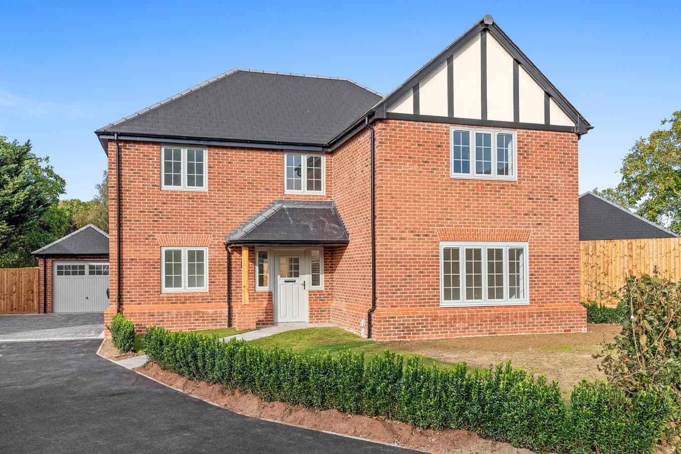 4 Orchard Villas, Danford Lane, Hartpury, GL19 3FP