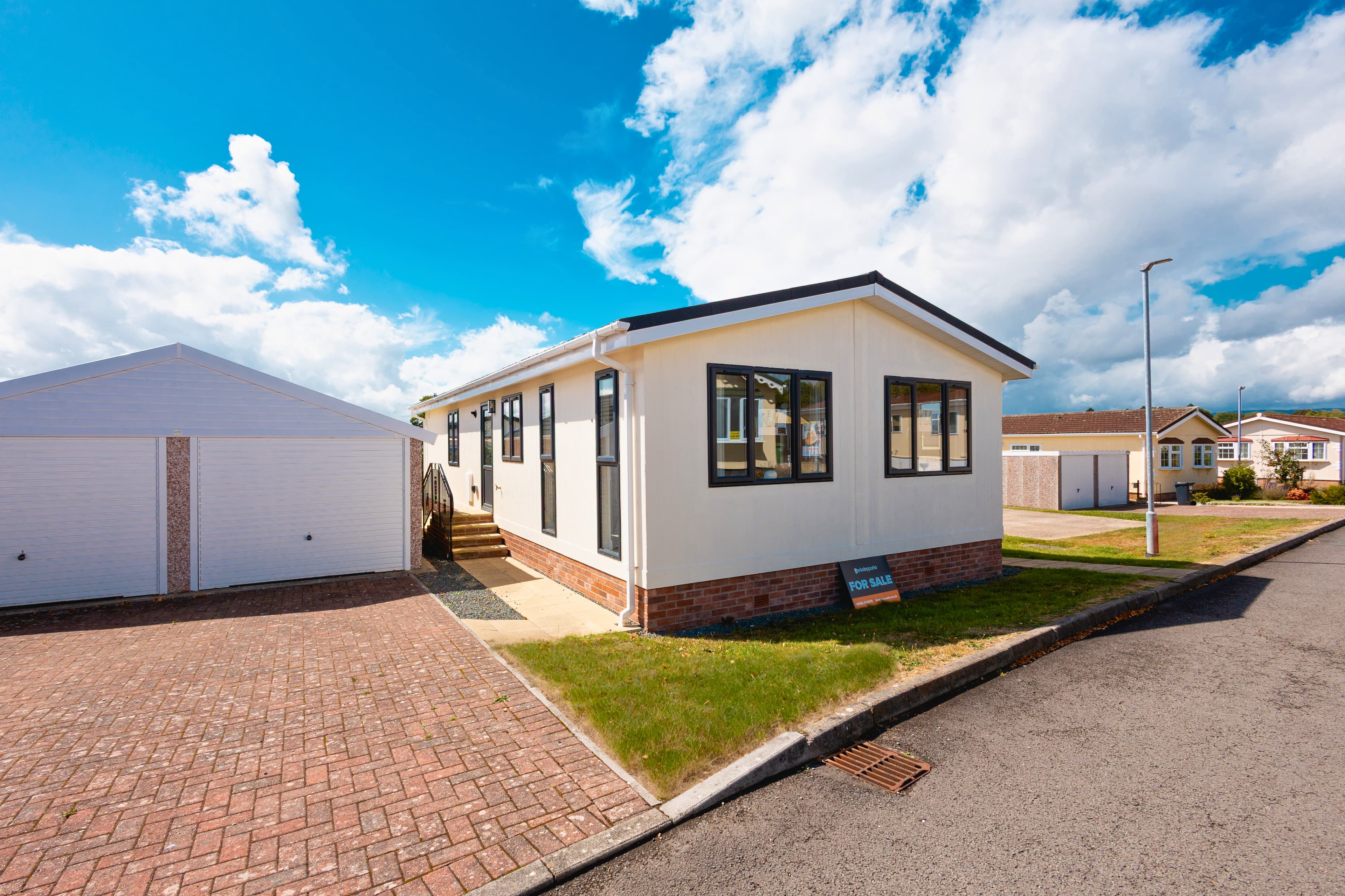 11 The Dell, Caerwnon Park, Builth Wells, LD2 3SP