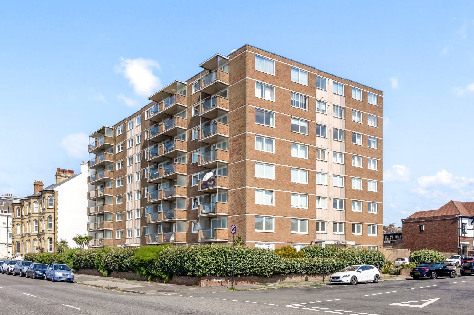 Flat 18, Fairlawns, 159 Kingsway, Hove, BN3 4FZ