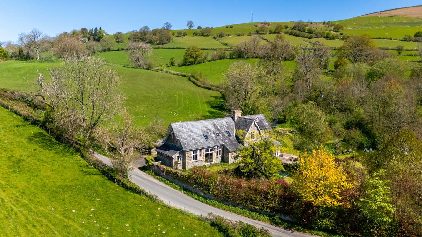 The Old School, Rhulen, Builth Wells, LD2 3UU
