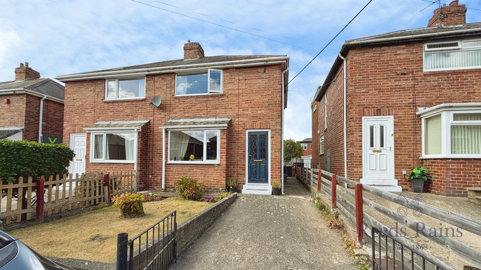 10 Glenroy Gardens, Chester le Street, DH2 2JH