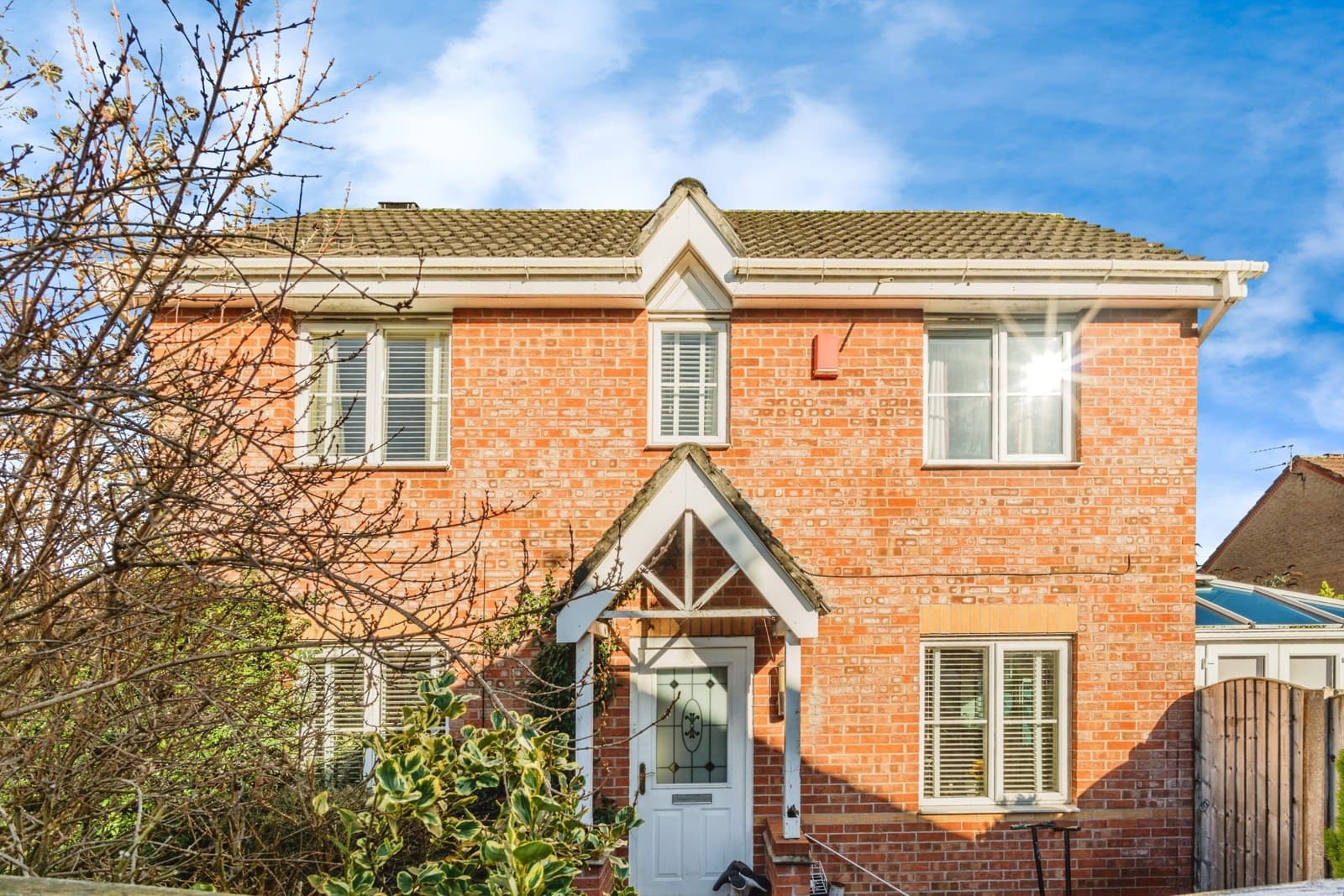 19 Chedworth Drive, Manchester, M23 1LW