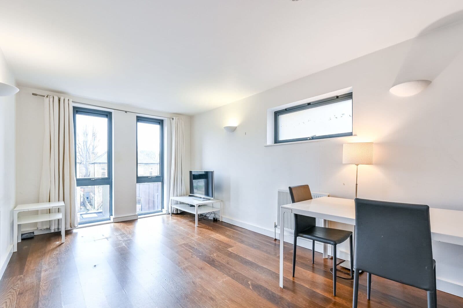 Flat 8, 41 Morton Road, London, N1 3GF