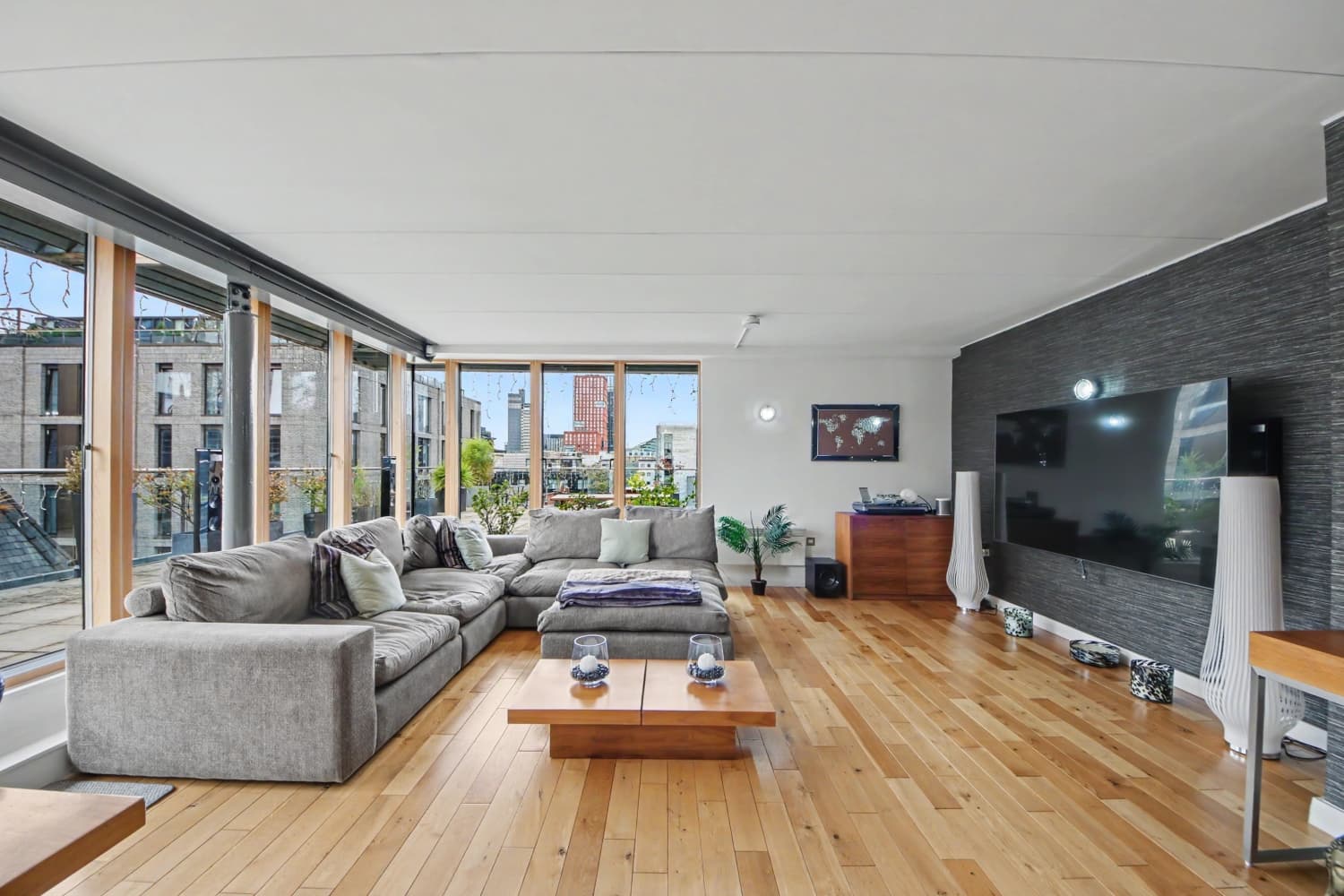 Apartment 502, Fairbairn Building, 55 Henry Street, Manchester, M4 5DH