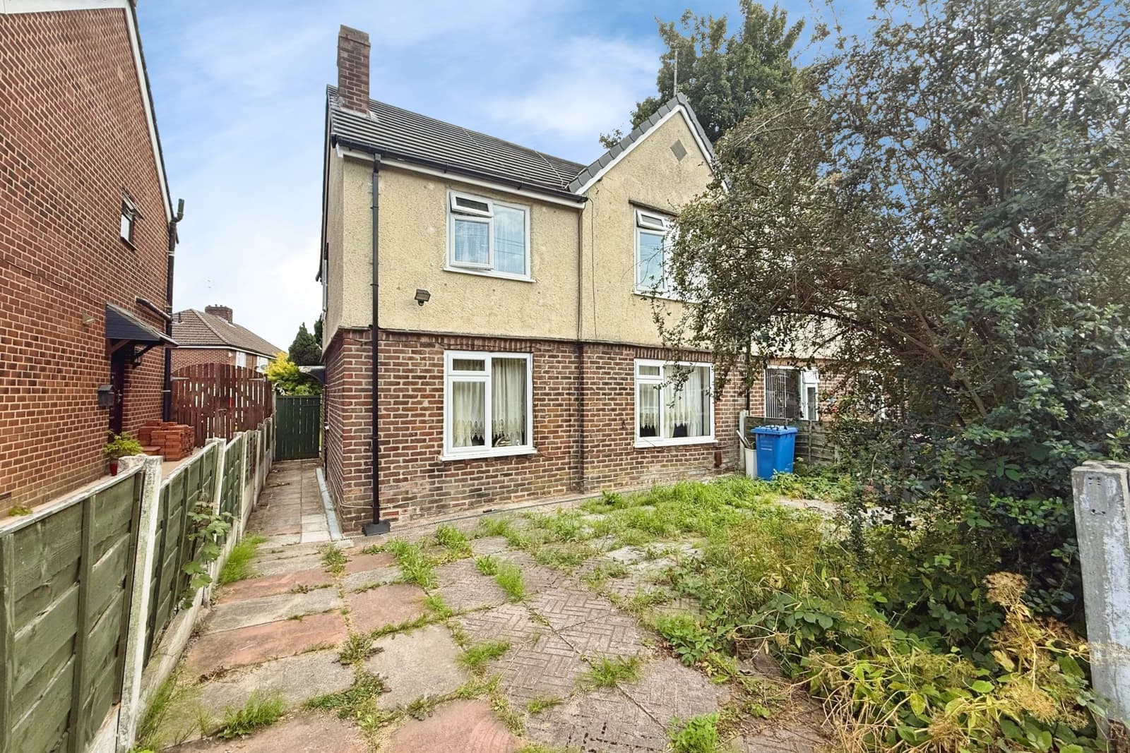 28 West Drive, Swinton, Manchester, M27 4ED