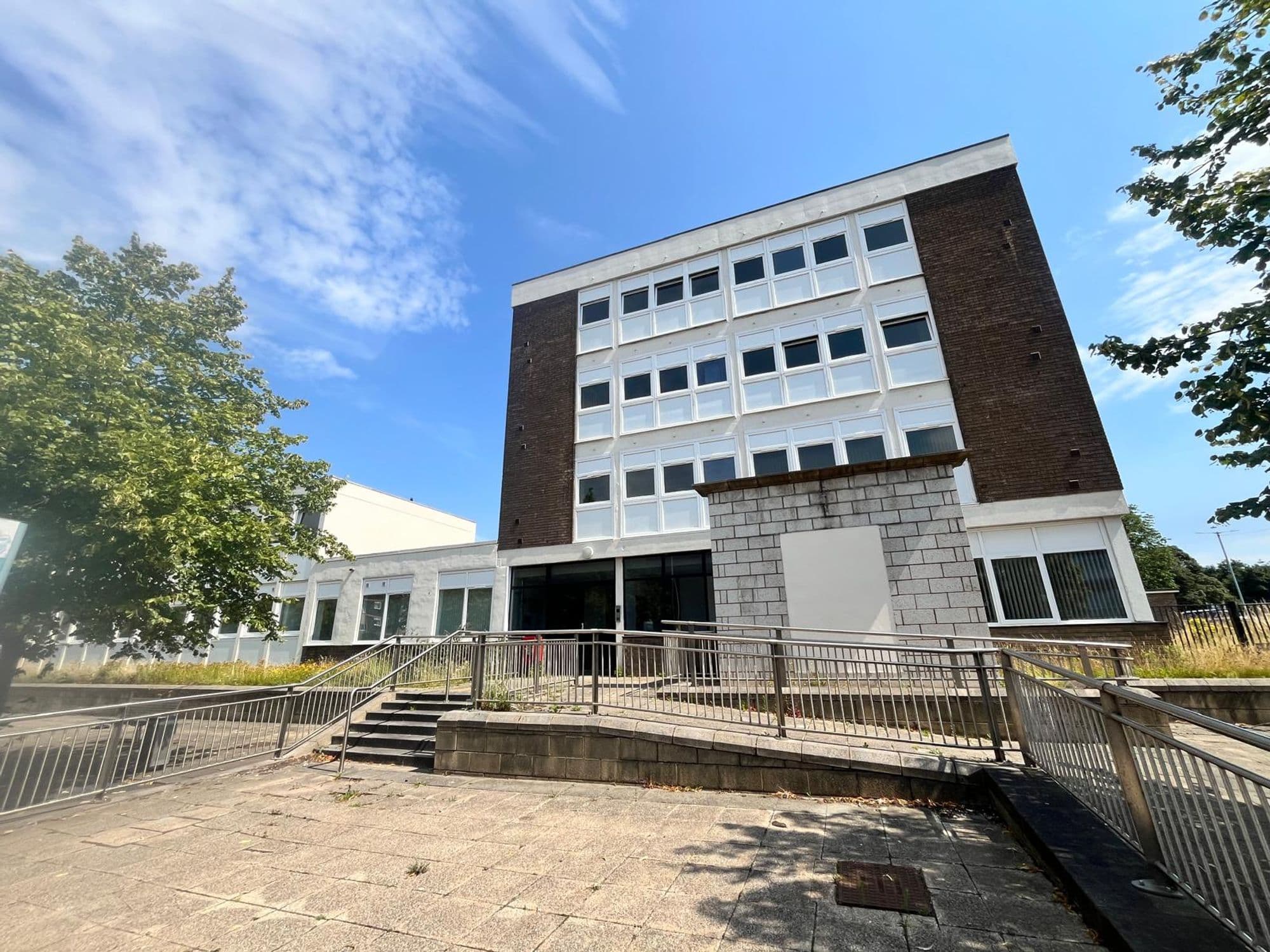 Flat 8, Linacre House, Stanley Road, Bootle, L20 3AQ