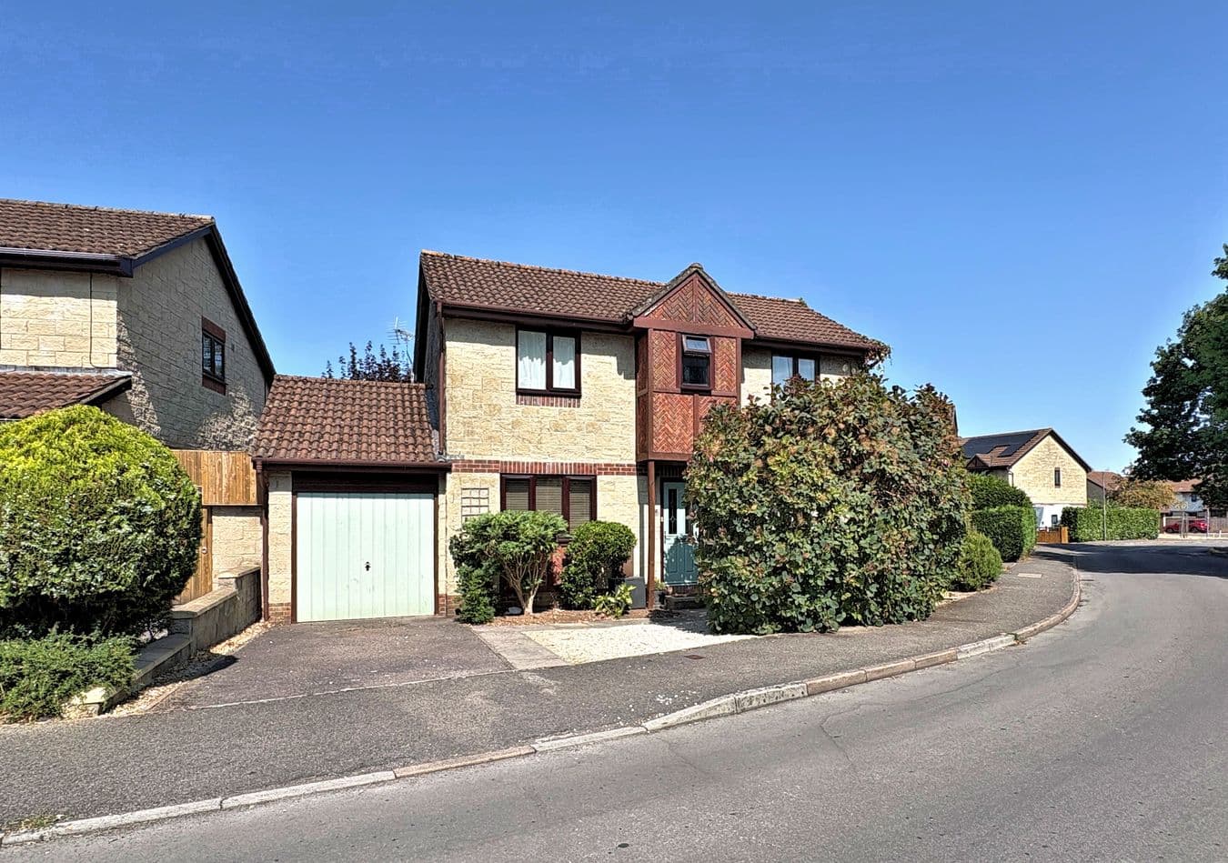 54 Woodlands Road, Charfield, Wotton-under-Edge, GL12 8LS