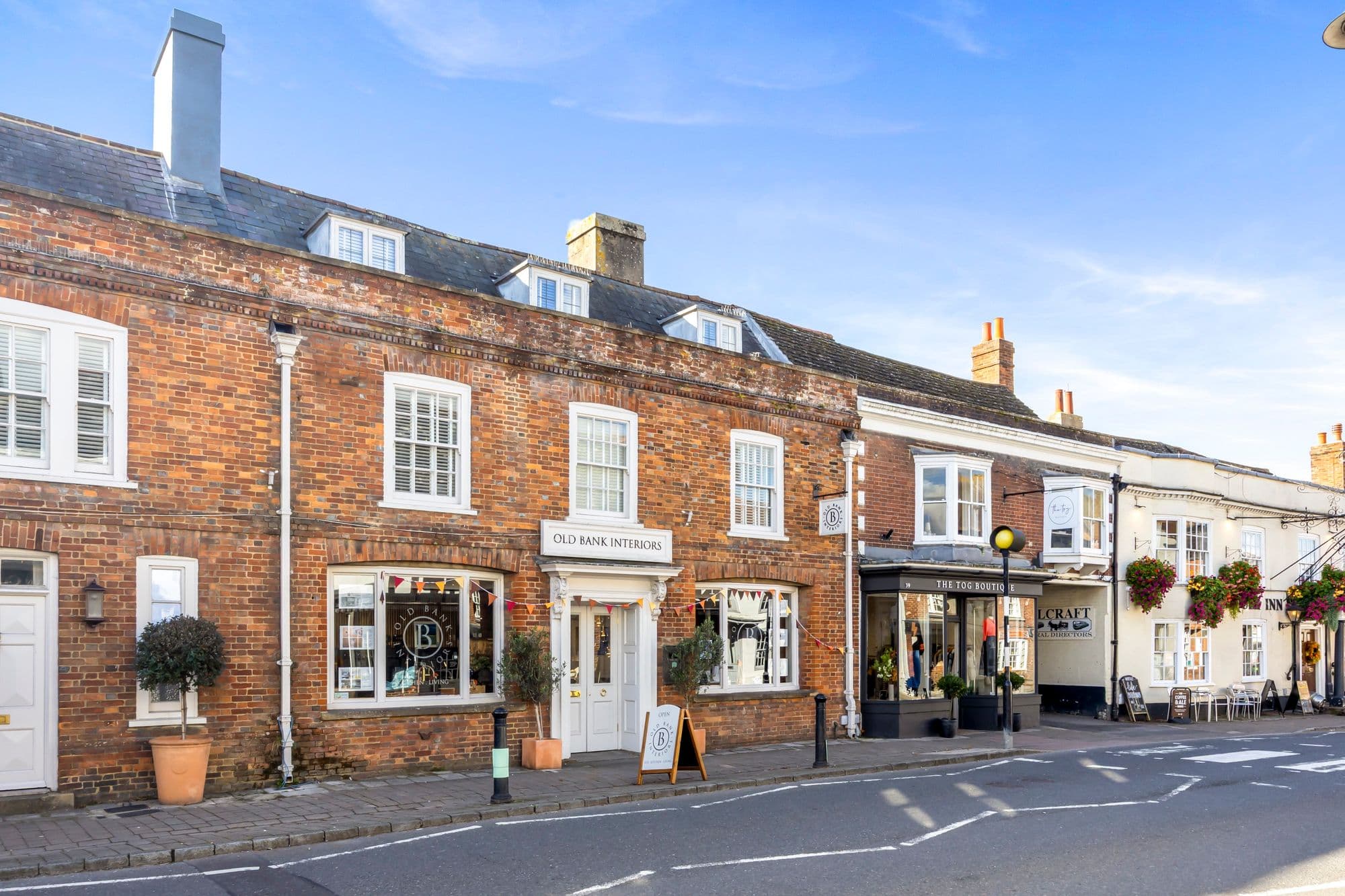 Wellingham House, 35 High Street, Steyning, BN44 3YE