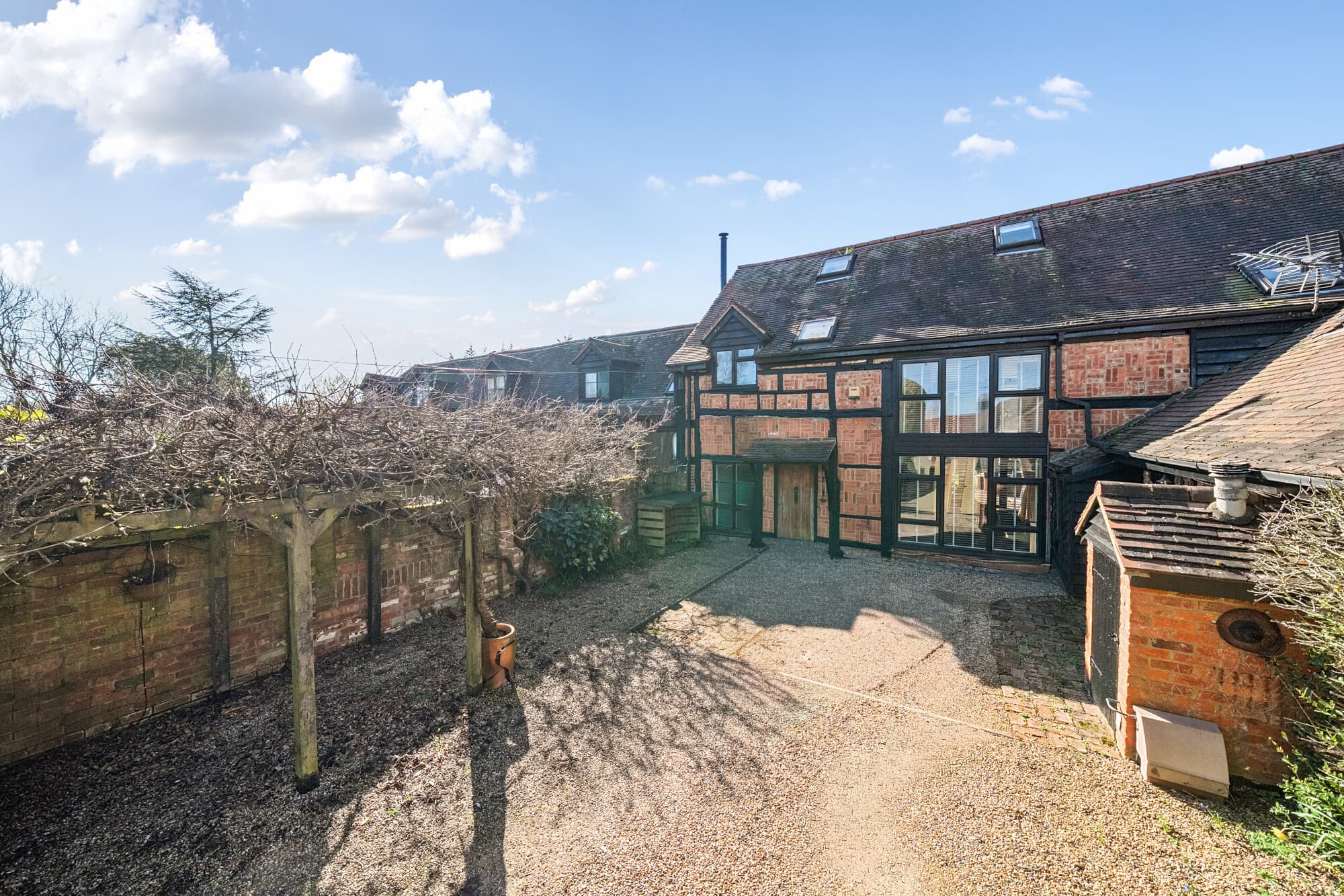 Templars Barn, 70 Moat Farm Barns, Hedgerley Lane, Gerrards Cross, SL9 8SX