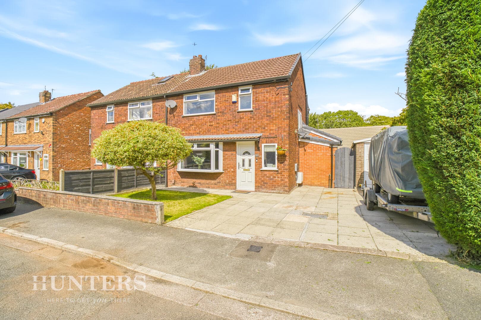 1 Greenways, Ashton-under-Lyne, OL7 9NT
