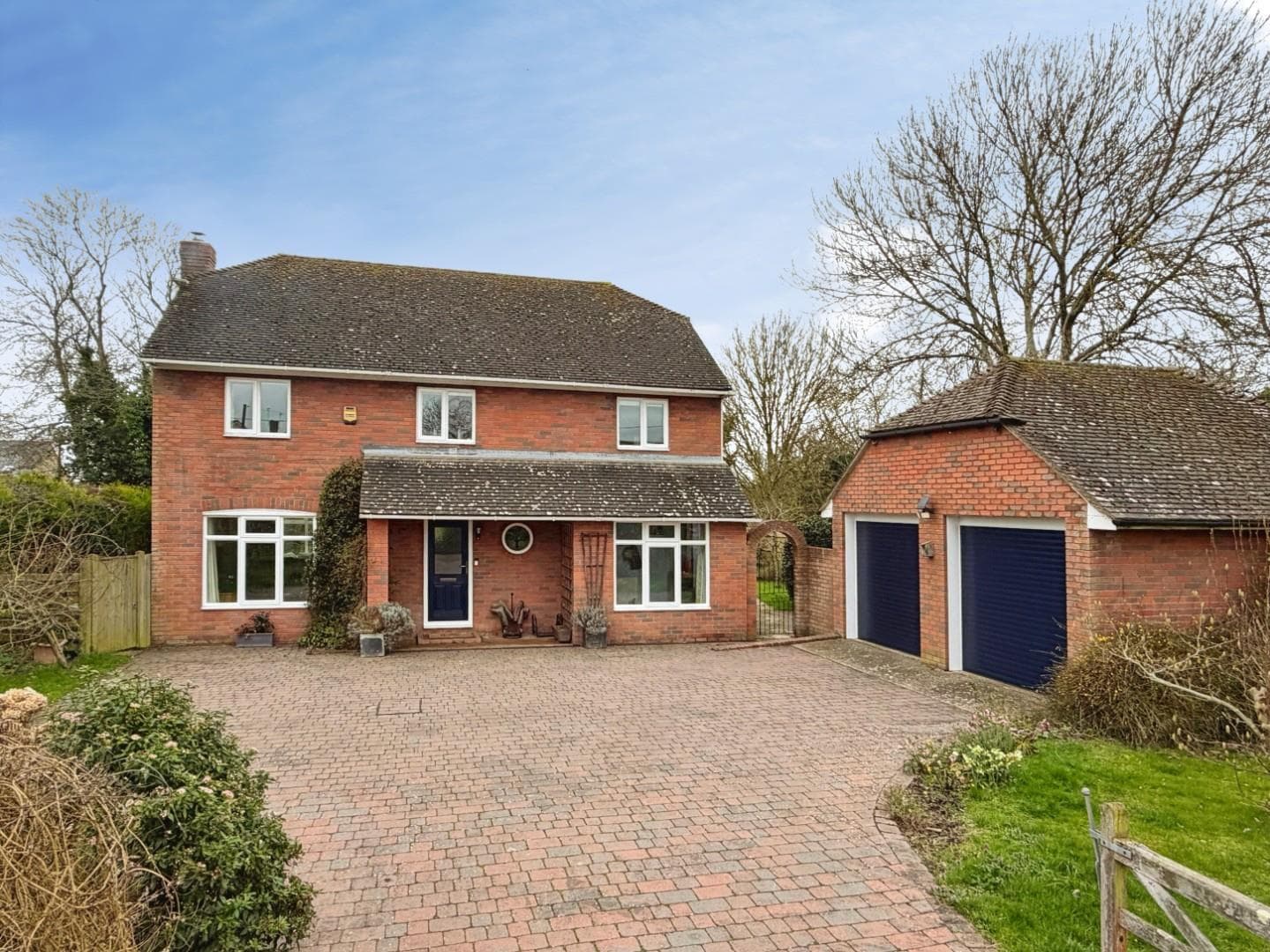 86 The Street, Appledore, Ashford, TN26 2AE