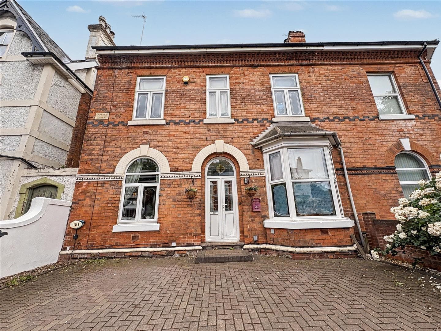 162 Pershore Road, Birmingham, B5 7NY