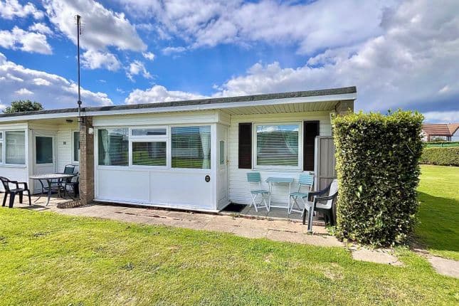 13 Sundowner Holiday Park, Newport Road, Hemsby, NR29 4NW