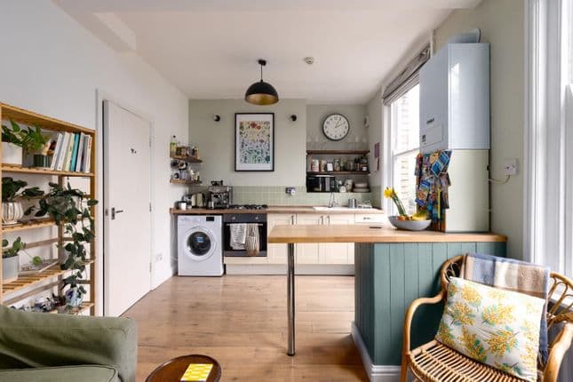 Ground Floor Flat, 21 Albany Road, Montpelier, Bristol, BS6 5LQ