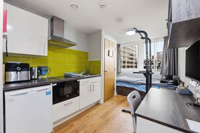 Flat 119, Maid Marian House, 56 Hounds Gate, Nottingham, NG1 6BH