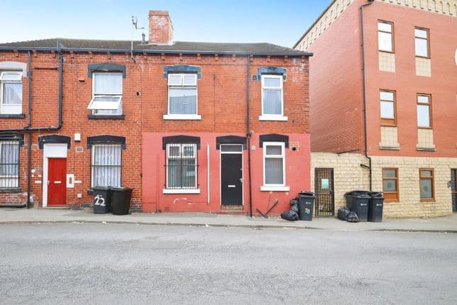20 Woodview Terrace, Leeds, LS11 6LF