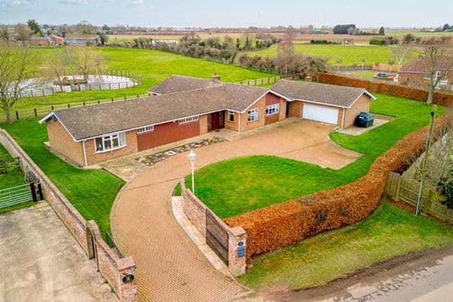 The Lodge, 40 School Lane, Old Leake, Boston, PE22 9NJ