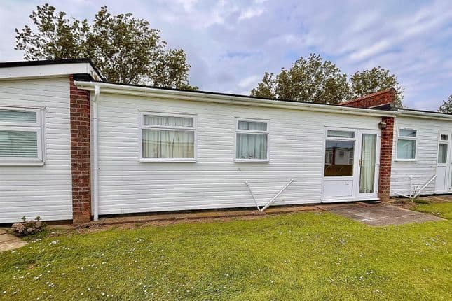 30 Winterton Valley Estate, Edward Road, Winterton-on-Sea, NR29 4BX