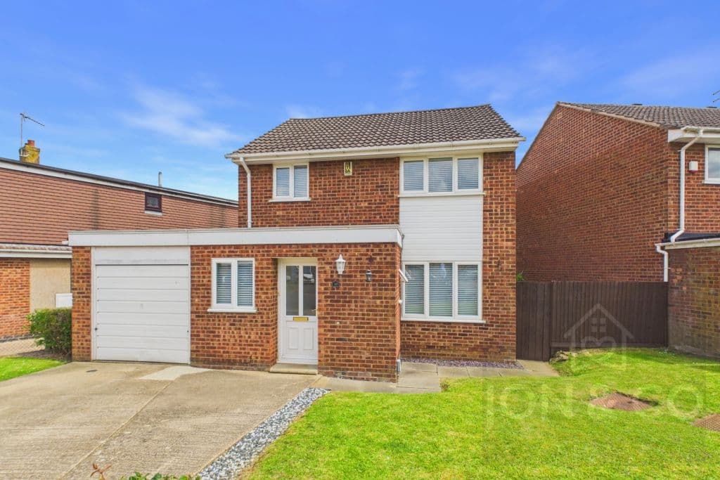 30 Cottingham Drive, Moulton, Northampton, NN3 7LD