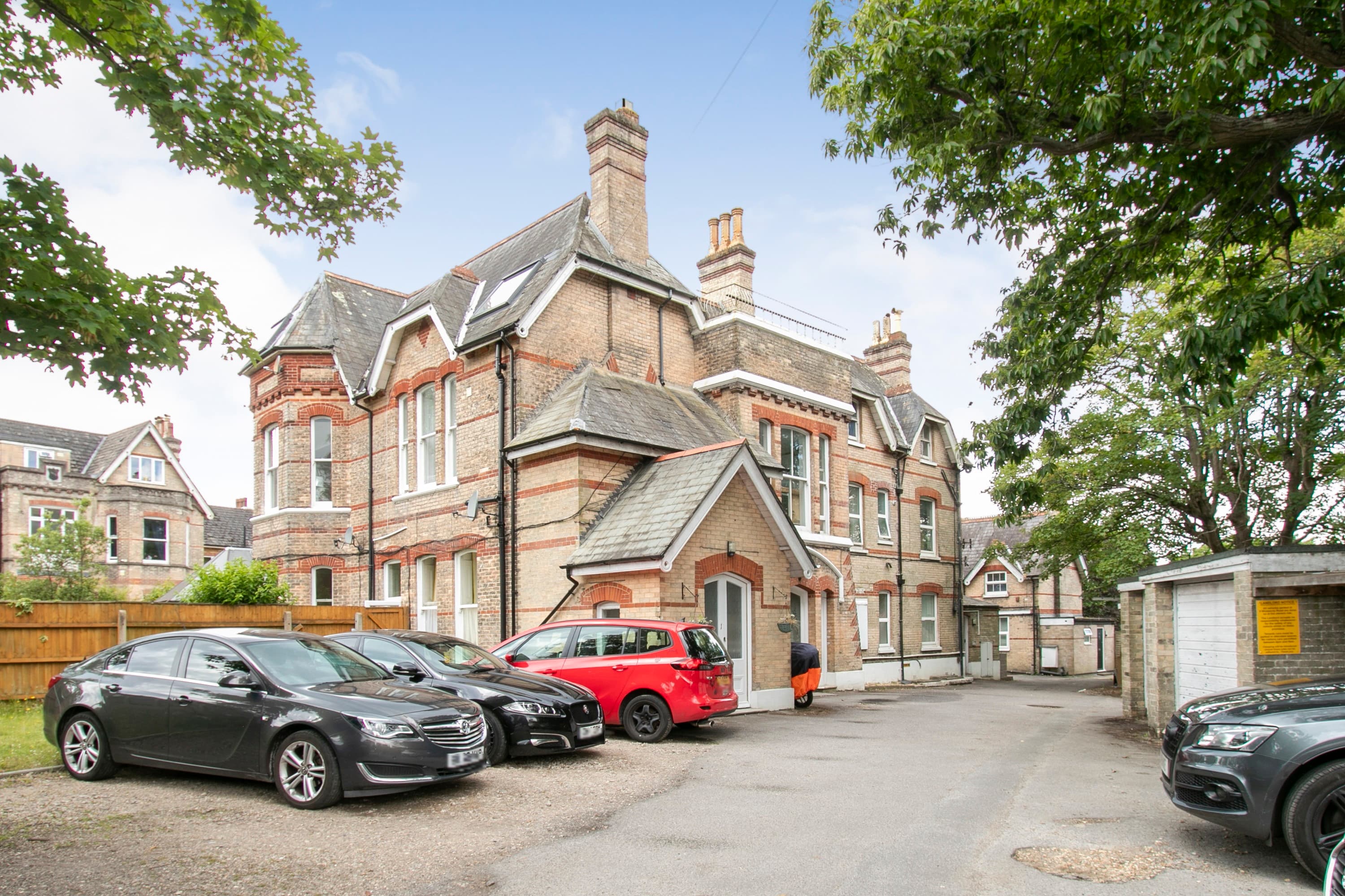 5, 8 Wimborne Road, Bournemouth, BH2 6NG