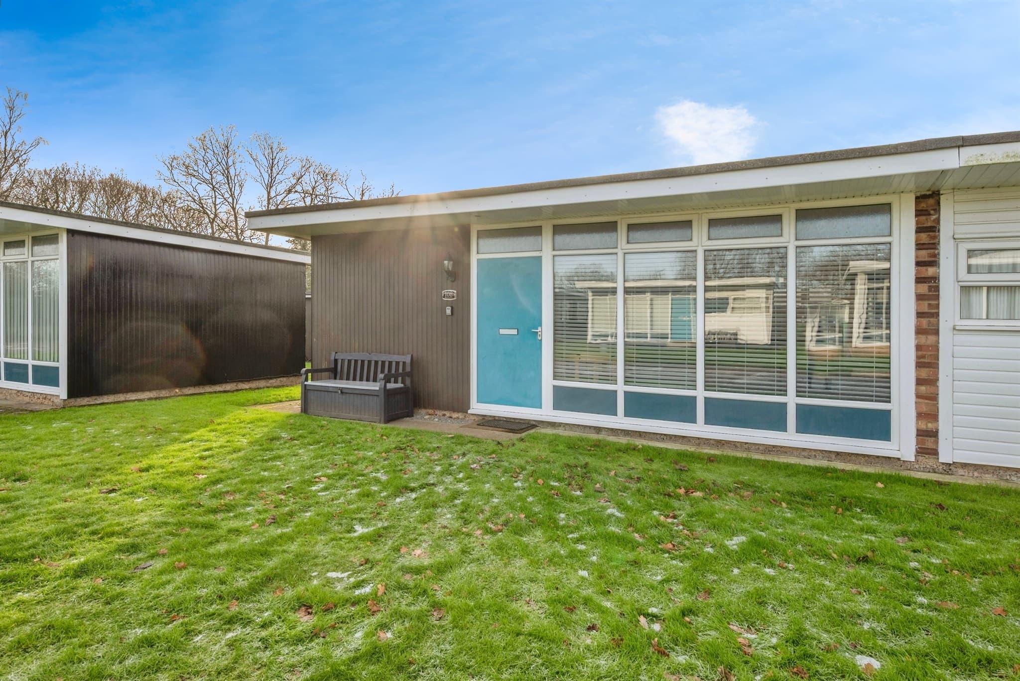 108 Broadside Chalet Park, Stalham, NR12 9PN