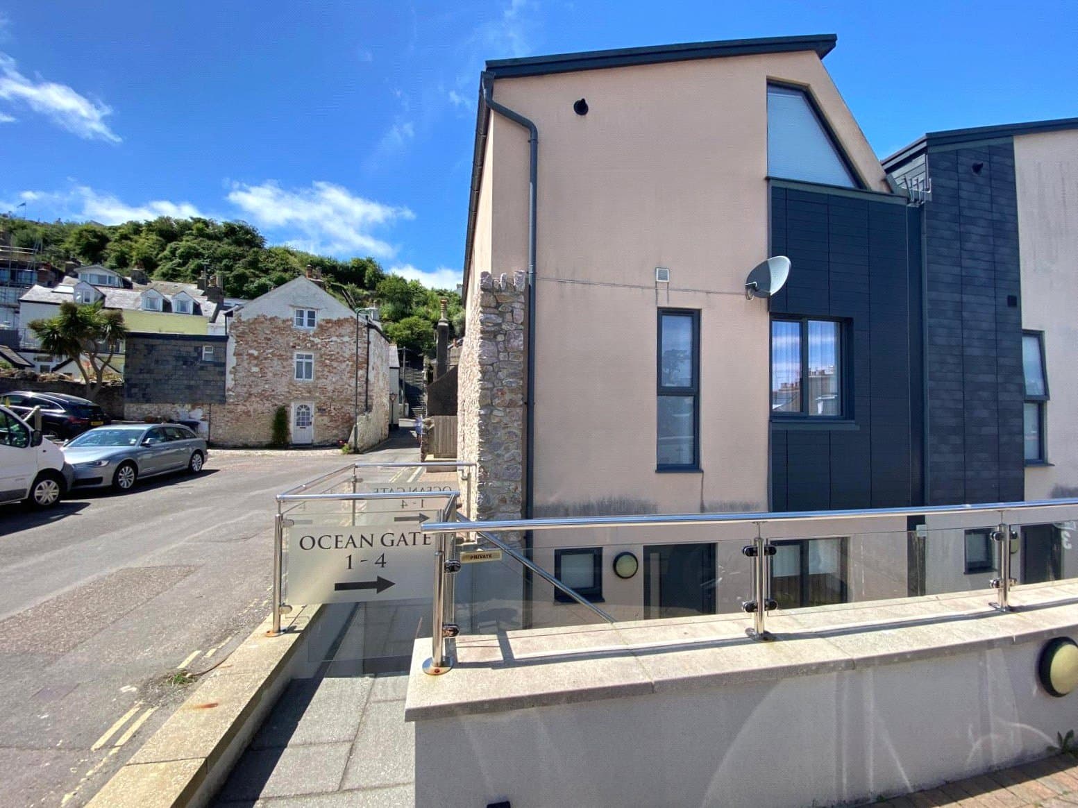 4 Ocean Gate, Berry Head Road, Brixham, TQ5 9AA