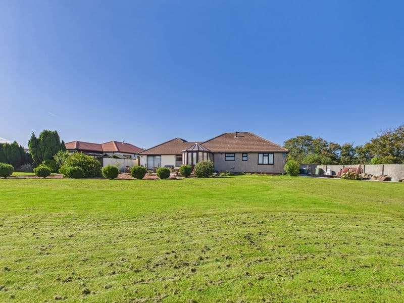 Chy an Gruglon, Gwithian Road, Connor Downs, Hayle, TR27 5EA