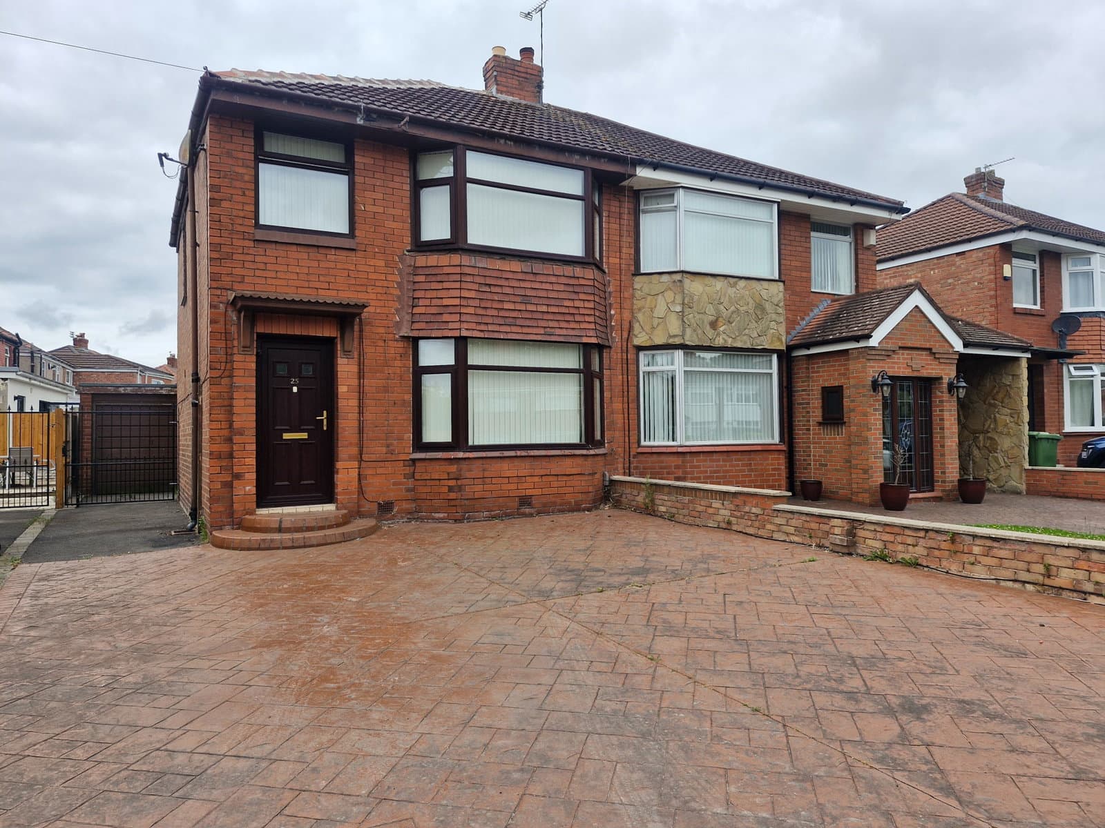 25 Clent Avenue, Liverpool, L31 0AT