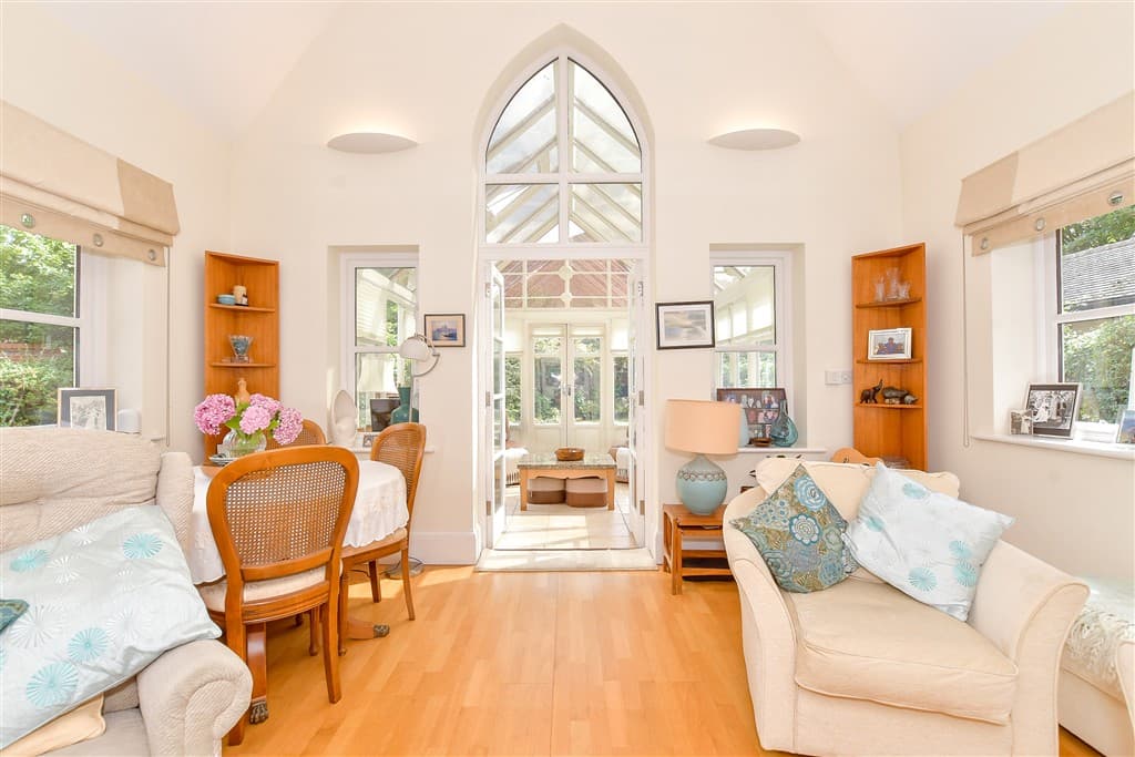 67 Redhill Road, Rowlands Castle, PO9 6DE