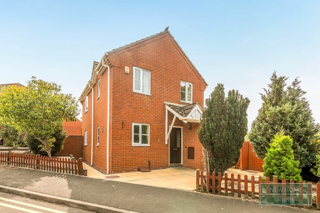 4 Goodalls Grove, Evesham, WR11 4NN