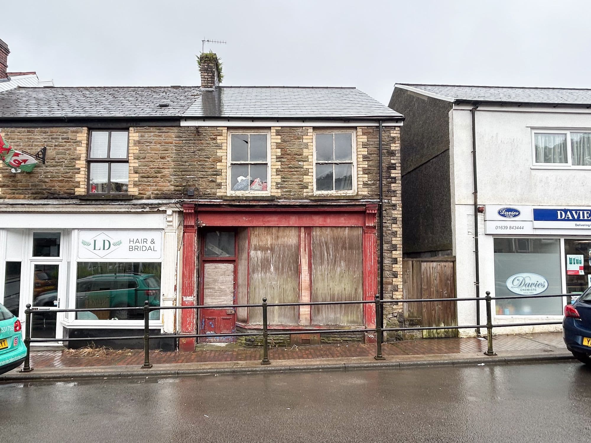 15A Wern Road, Ystalyfera, Swansea, SA9 2LX