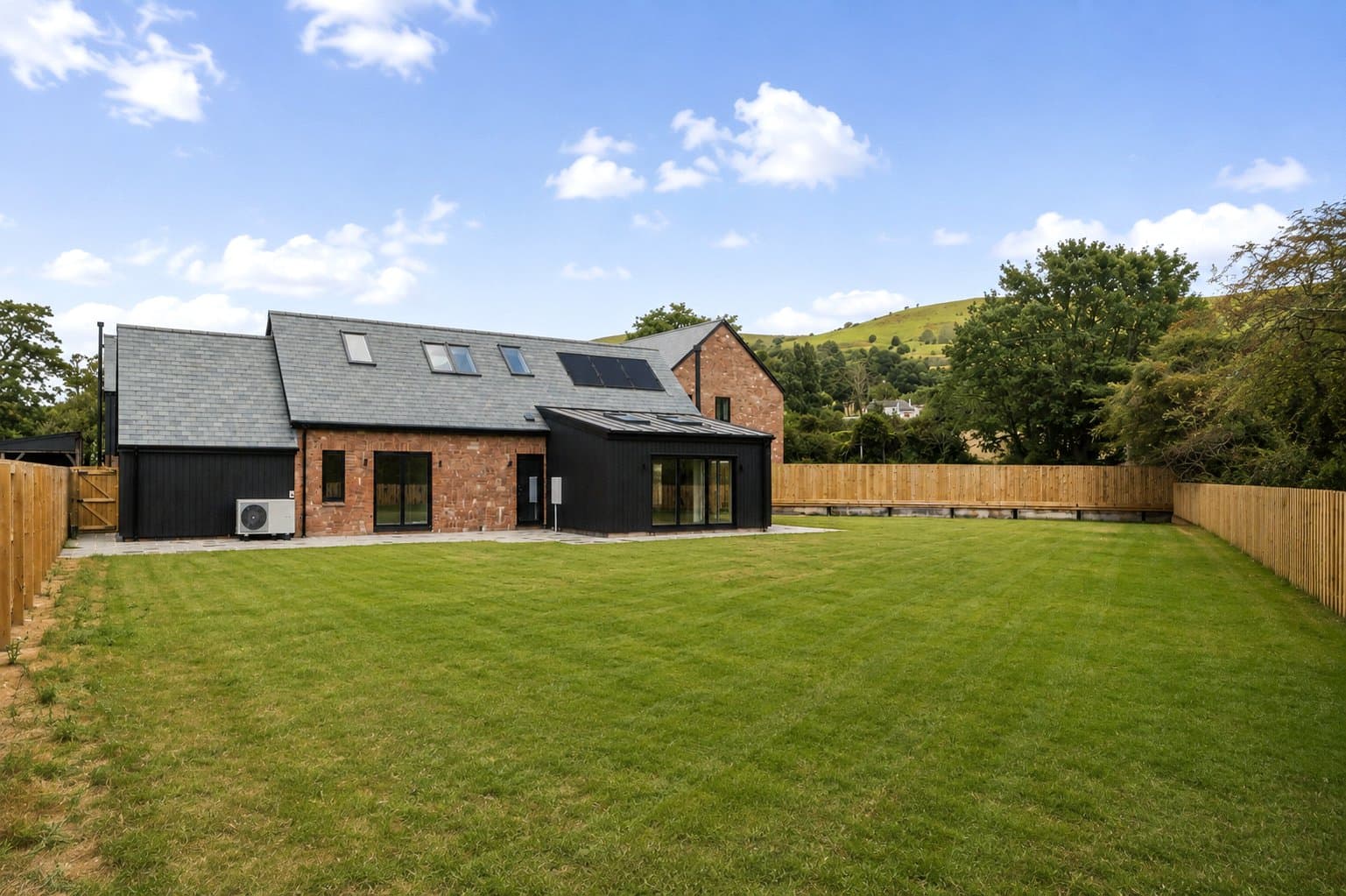 Welara, Stable Court, Church Lane, Bicknoller, Taunton, TA4 4EL