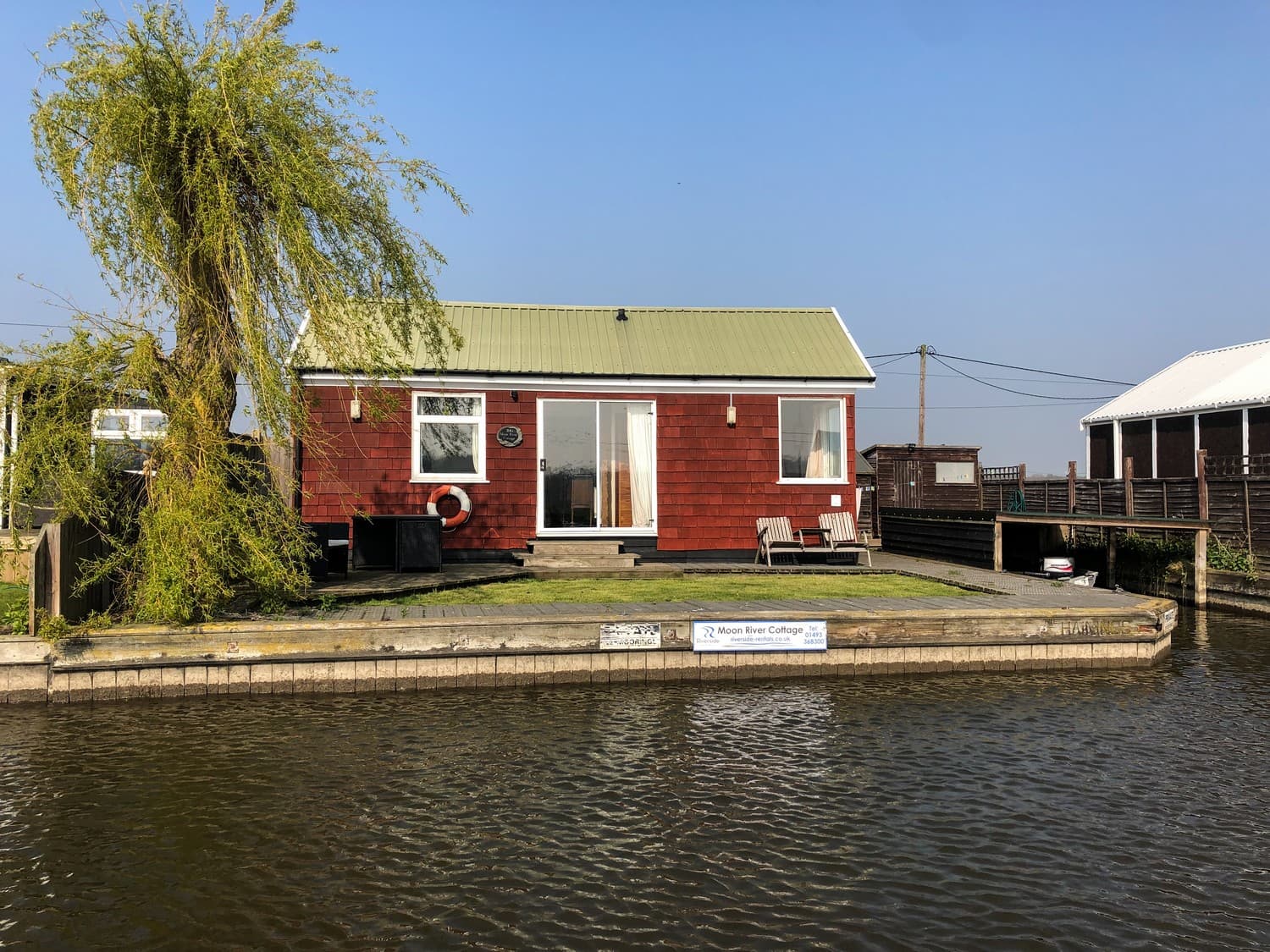 Moon River Cottage, 24A North West Riverbank, Potter Heigham, Great Yarmouth, NR29 5ND