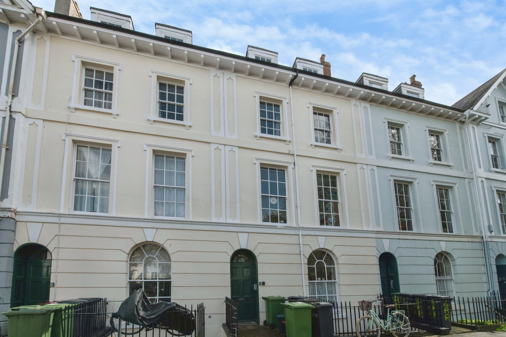 Third Floor Flat, 11 Richmond Road, Exeter, EX4 4JA