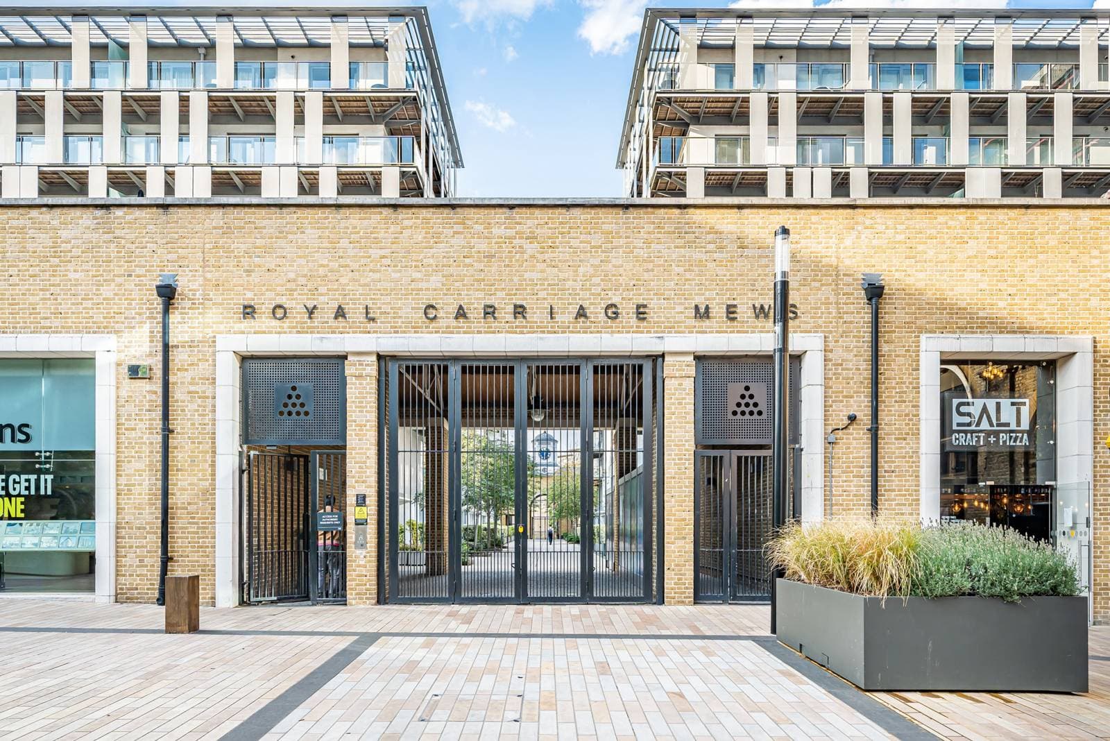 243 East Carriage House, Royal Carriage Mews, London, SE18 6GL