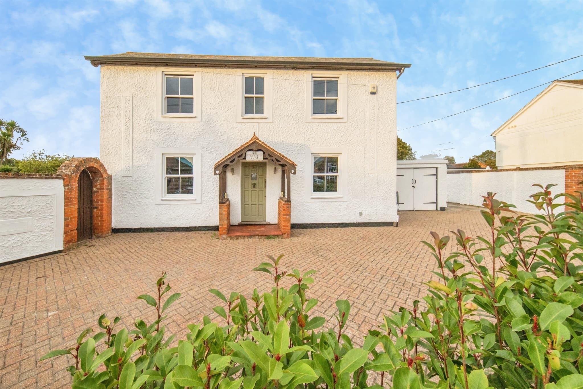 The White House, 98 Thorpe Road, Kirby Cross, Frinton-on-Sea, CO13 0ND