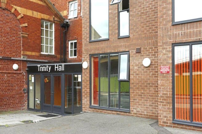 11 Trinity Hall, George Street, Chester, CH1 3EQ