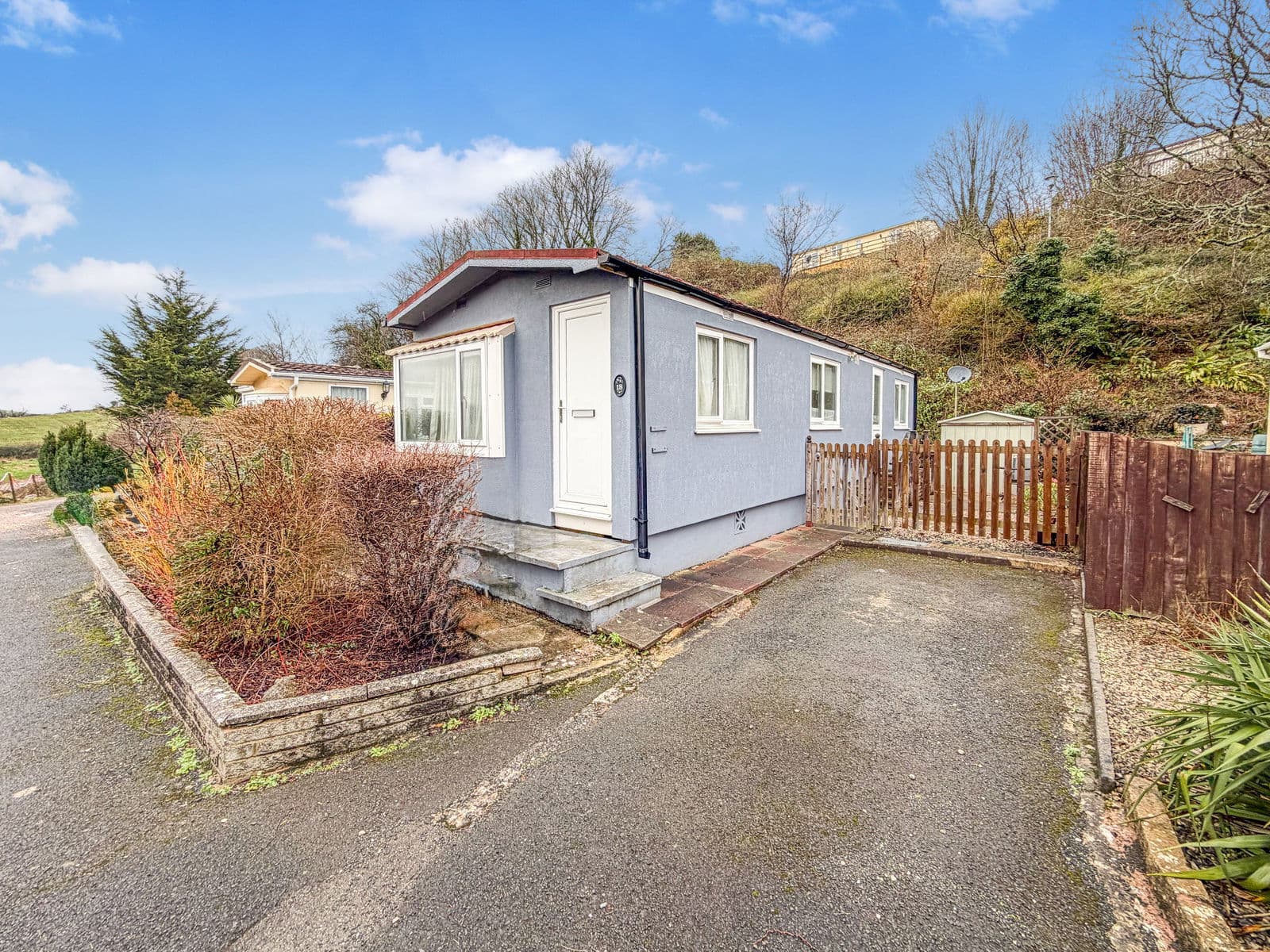 18 Hillside Park, Totnes Road, Paignton, TQ4 7QB