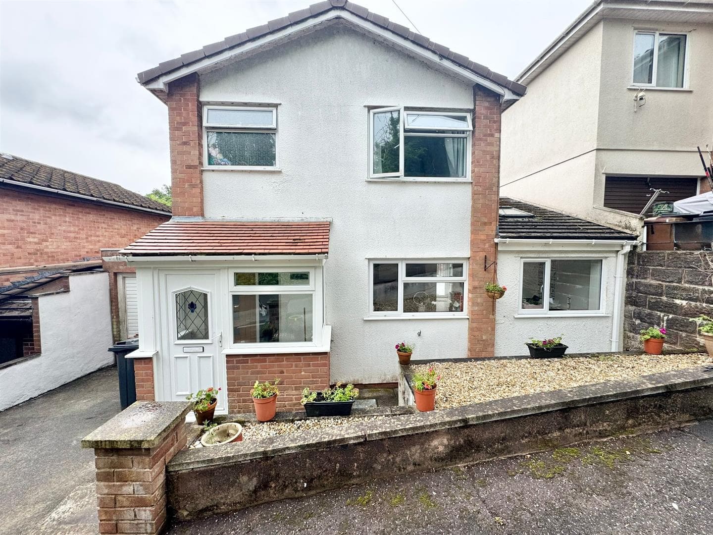 2 Gooding Rise, Tiverton, EX16 5BX