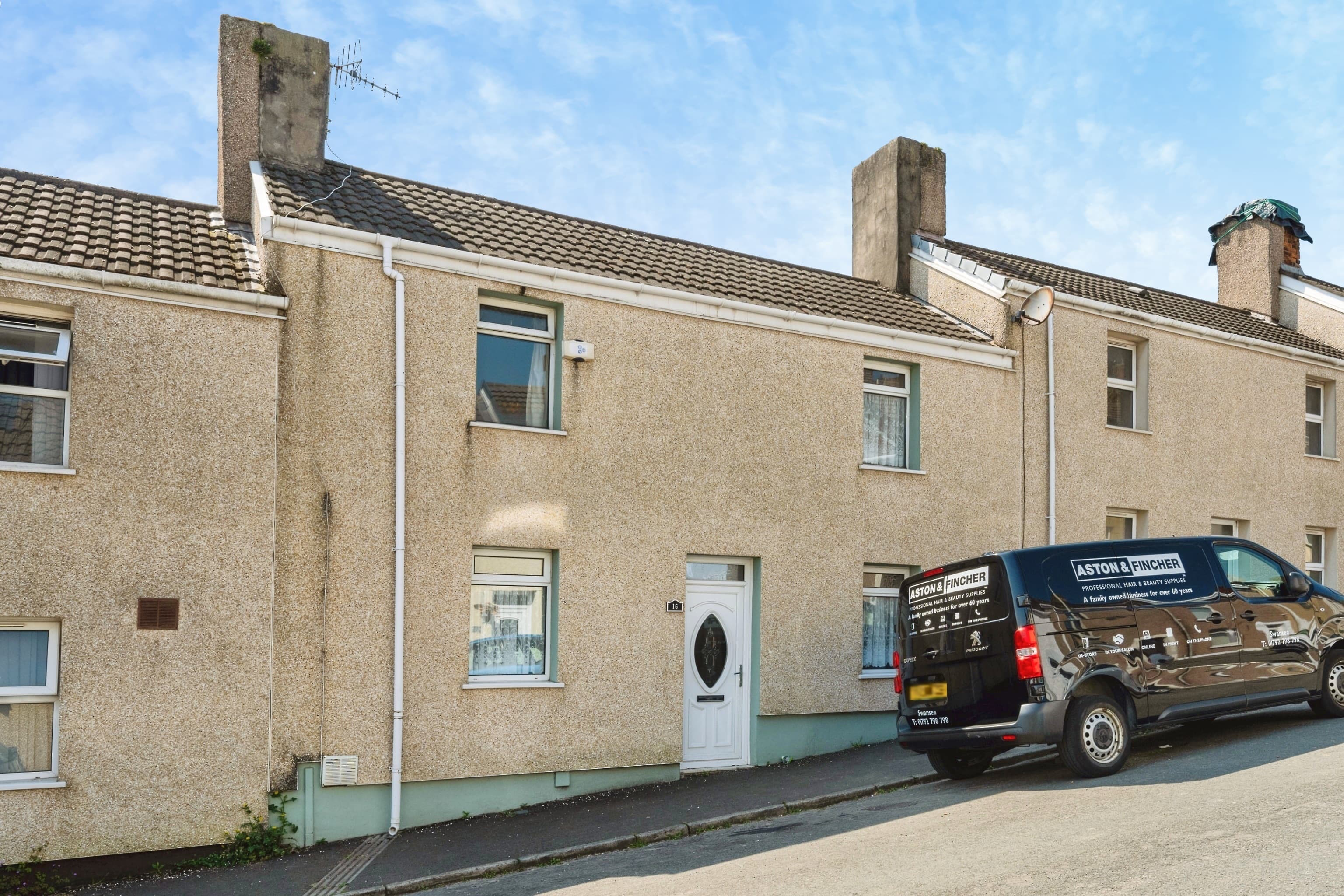 16 Hoo Street, Port Tennant, Swansea, SA1 8NY