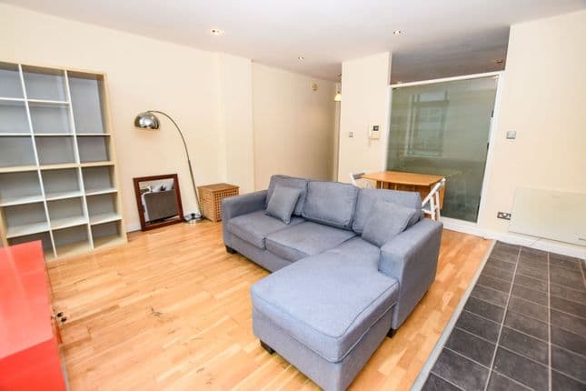Flat 2, 60A Oldham Street, Manchester, M4 1LE