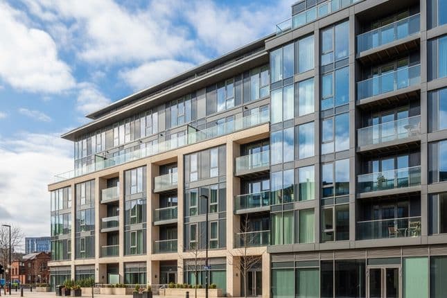 Flat 513, 51 Whitworth Street West, Manchester, M1 5EB