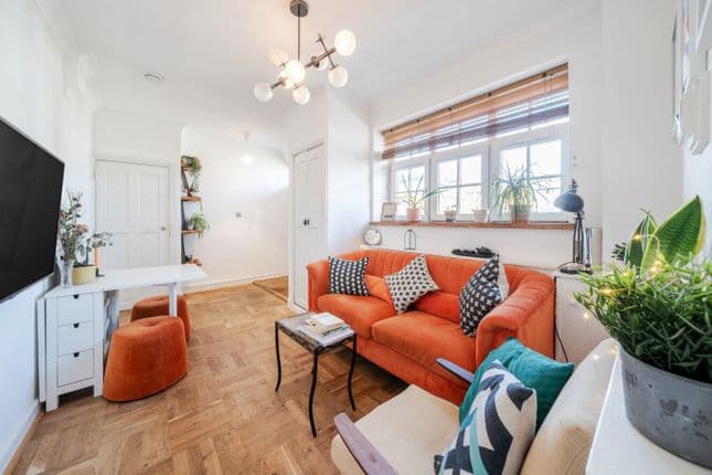58 Thessaly House, Thessaly Road, London, SW8 4EB