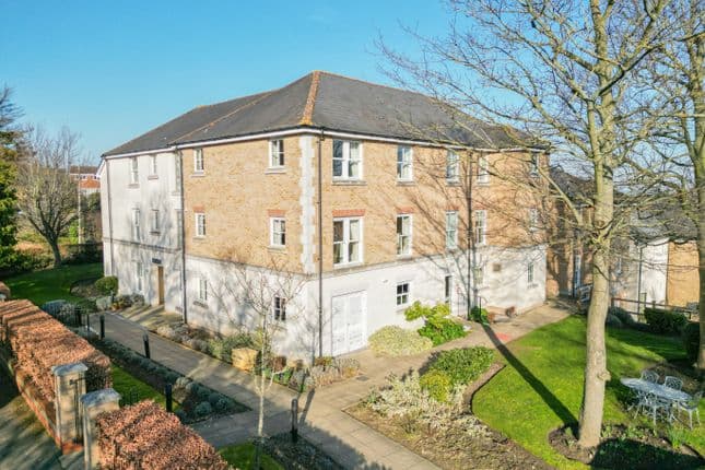 Flat 45, Nelson Court, Glen View, Gravesend, DA12 1PL