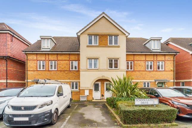 27 Schoolgate Drive, Morden, SM4 5BF